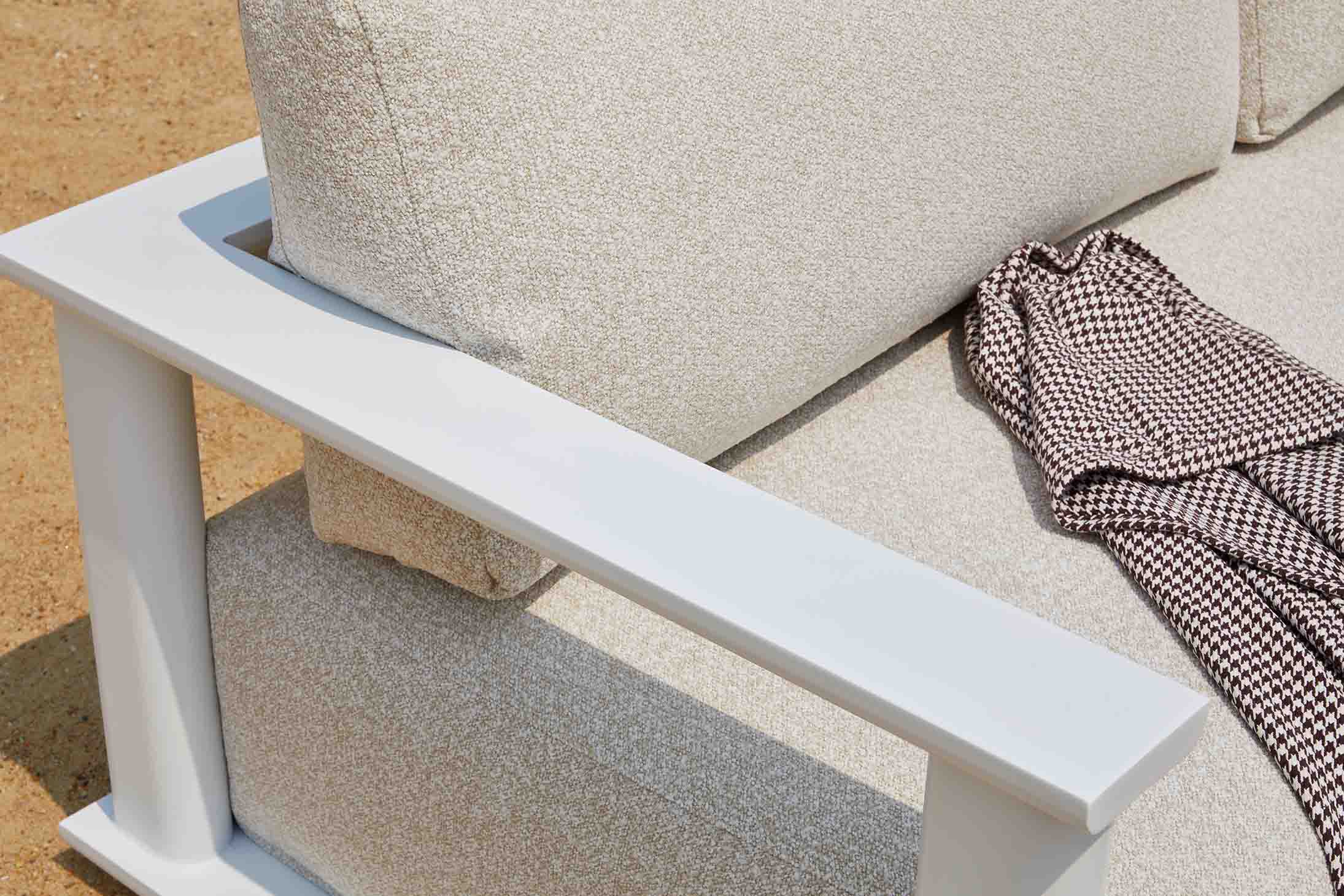 Hilton single sofa D3