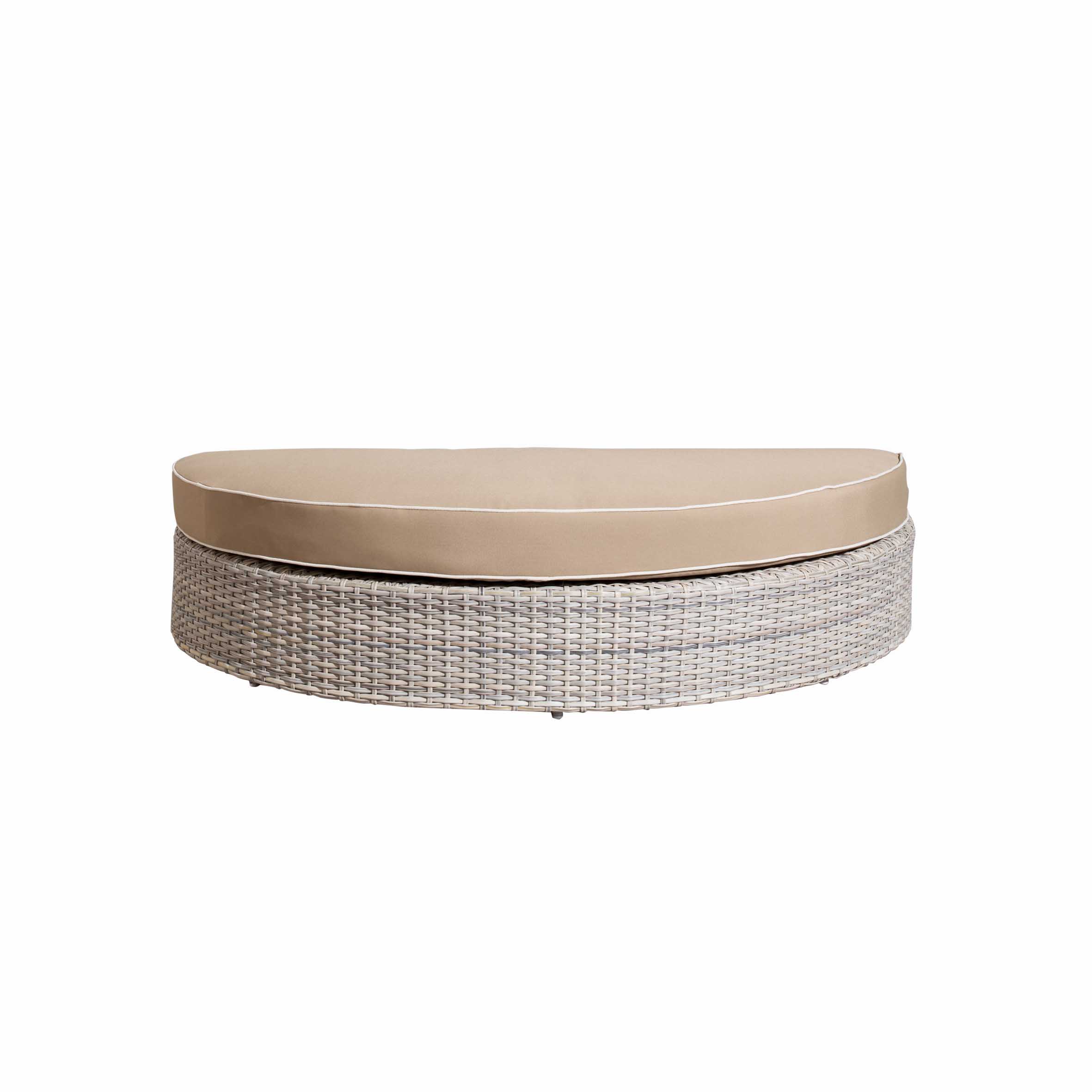 Ideal rattan round daybed S6