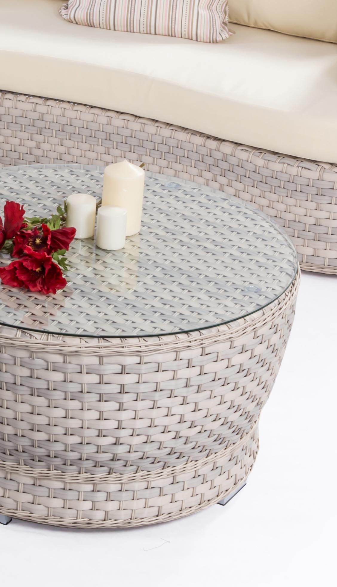 Master rattan round coffee table D1