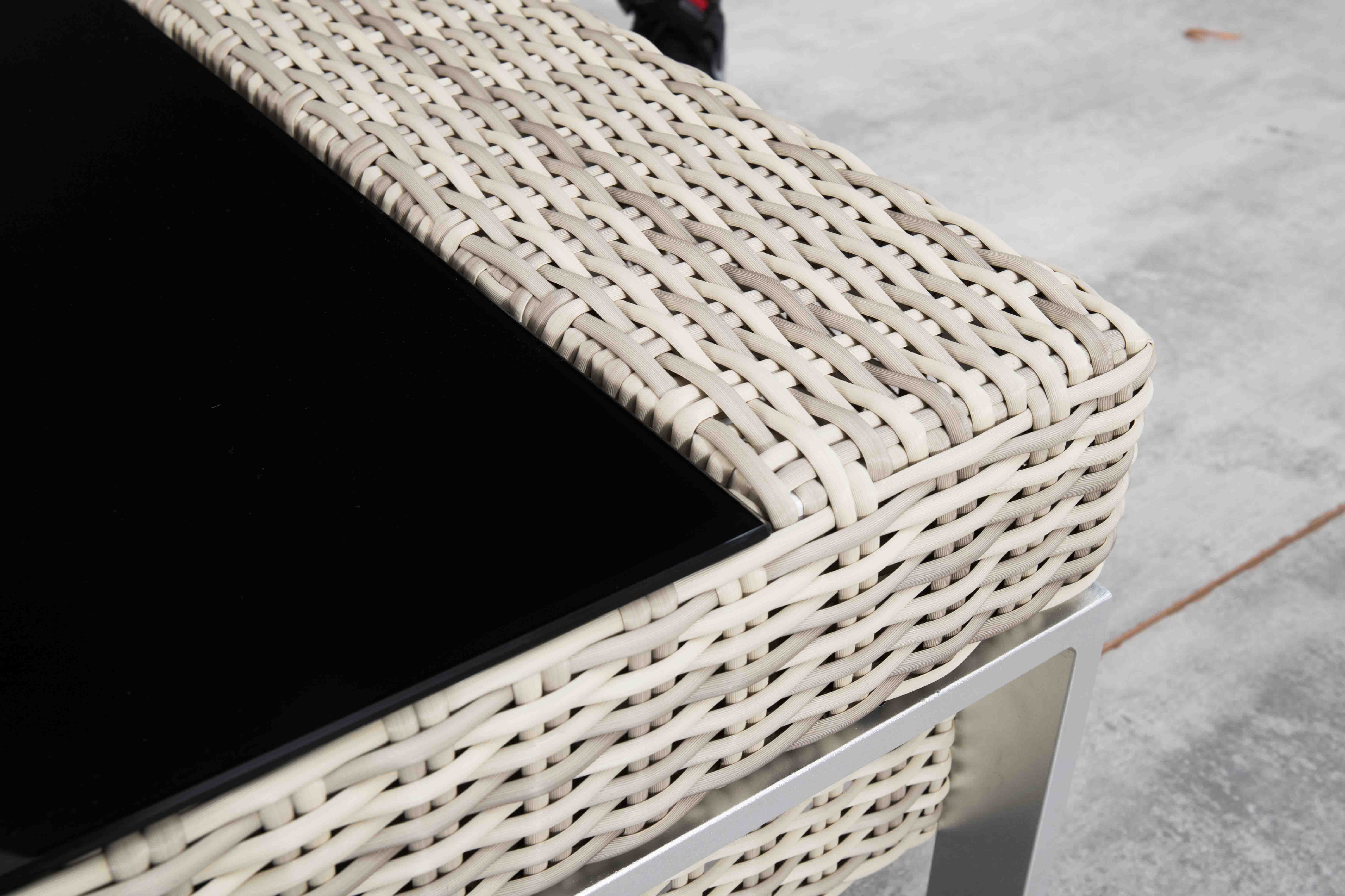 Peace rattan coffee table D1