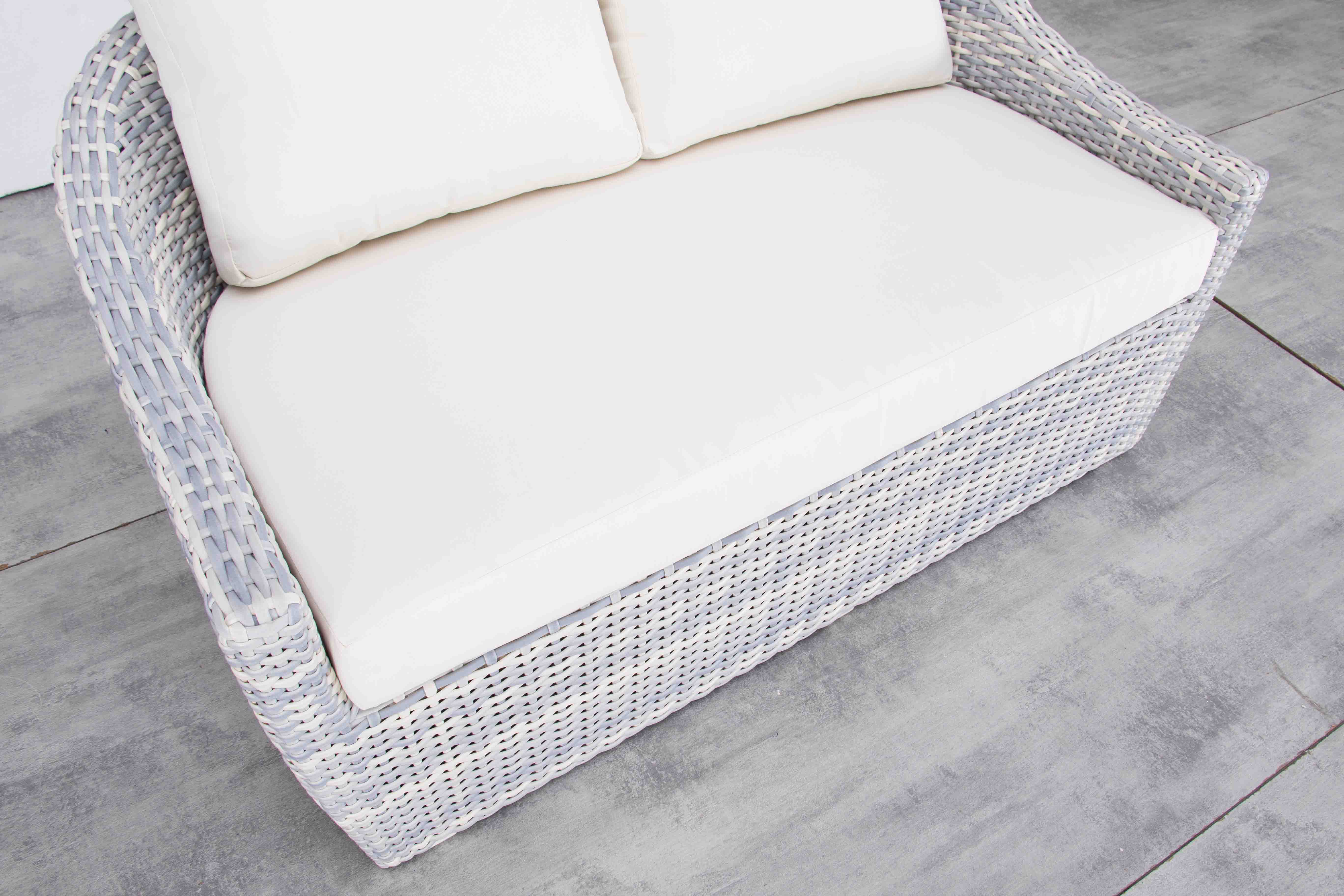 Sky rattan 2-seat sofa D2