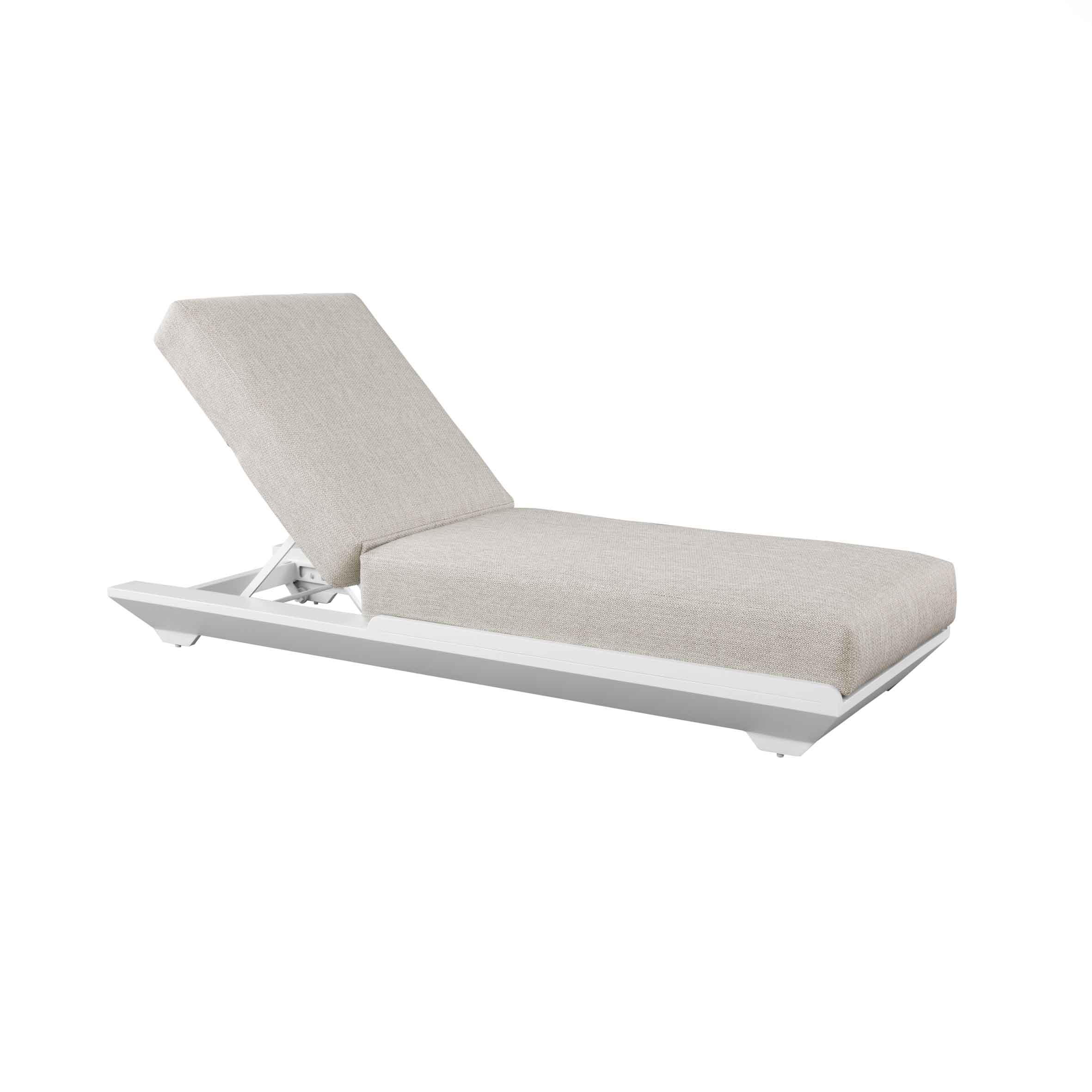 Zeus single lounge S1