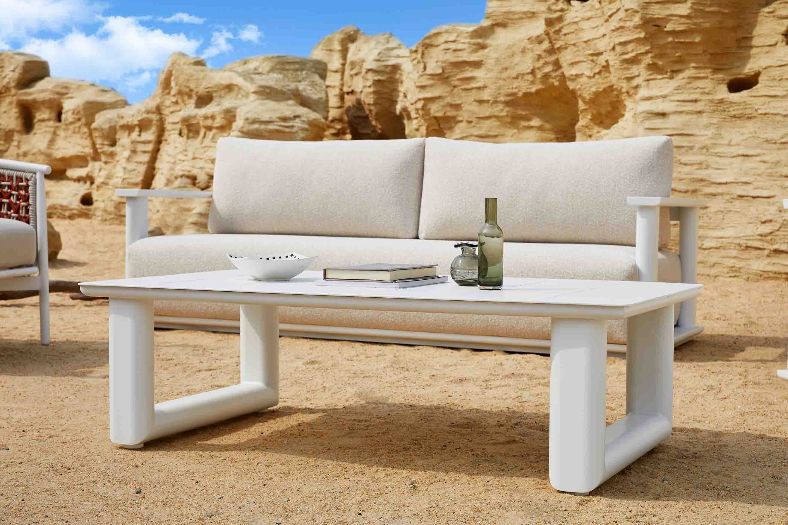 Hilton coffee table D2
