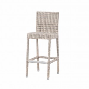 Ideal rattan bar stool S1