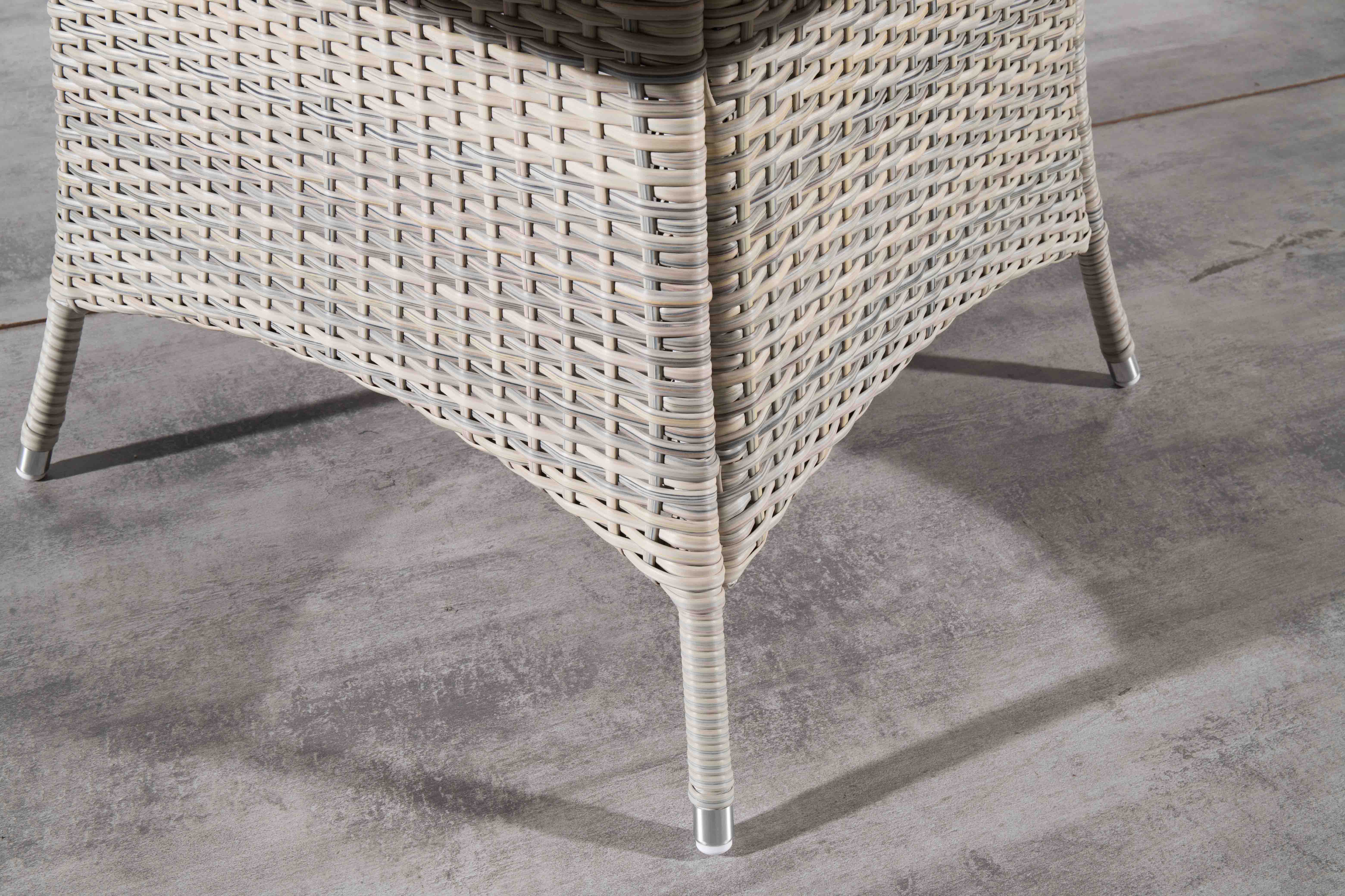 Ideal rattan dining table D1