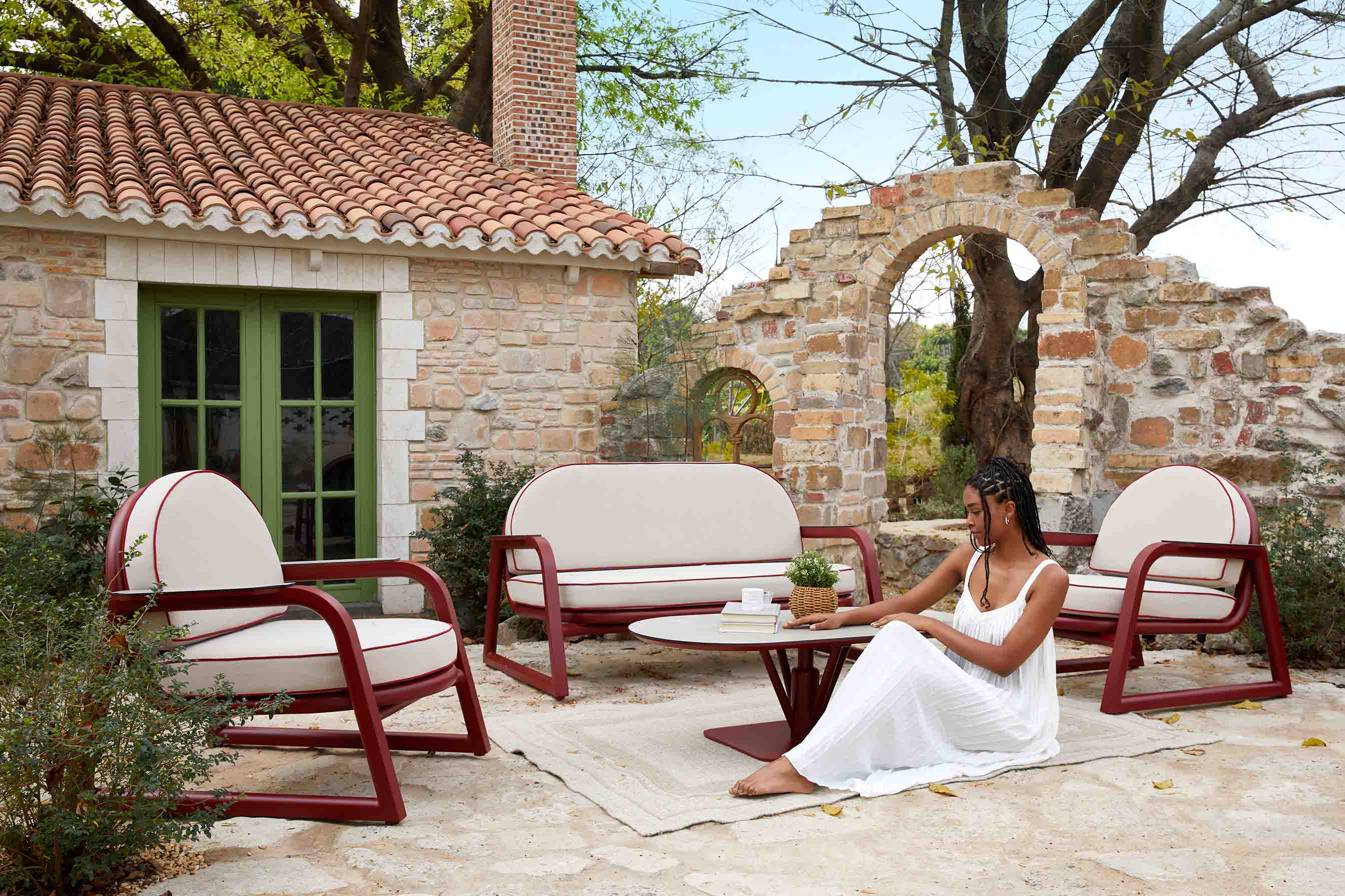 Monica sofa set S2