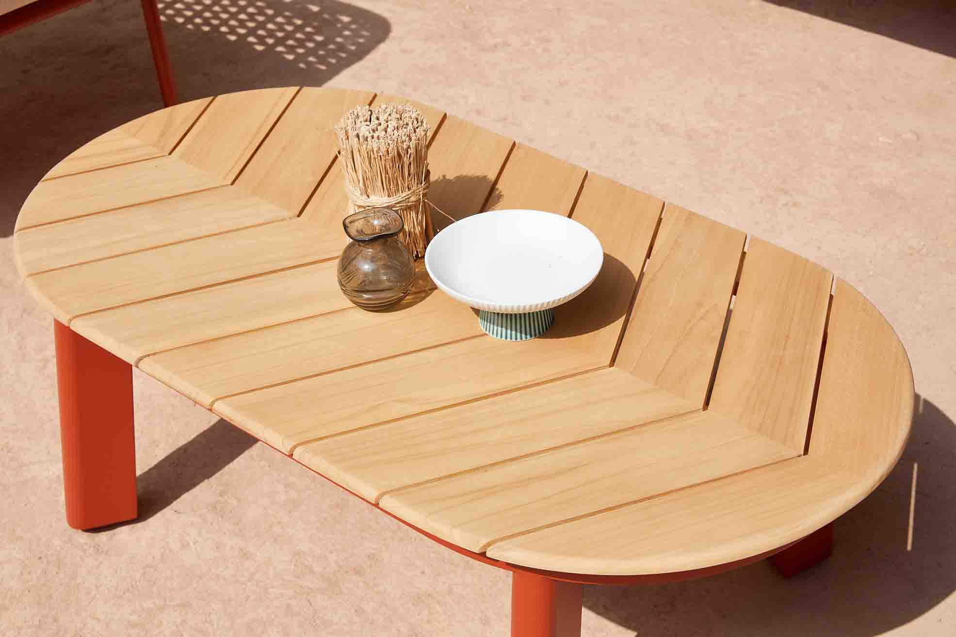 Talent coffee table S2